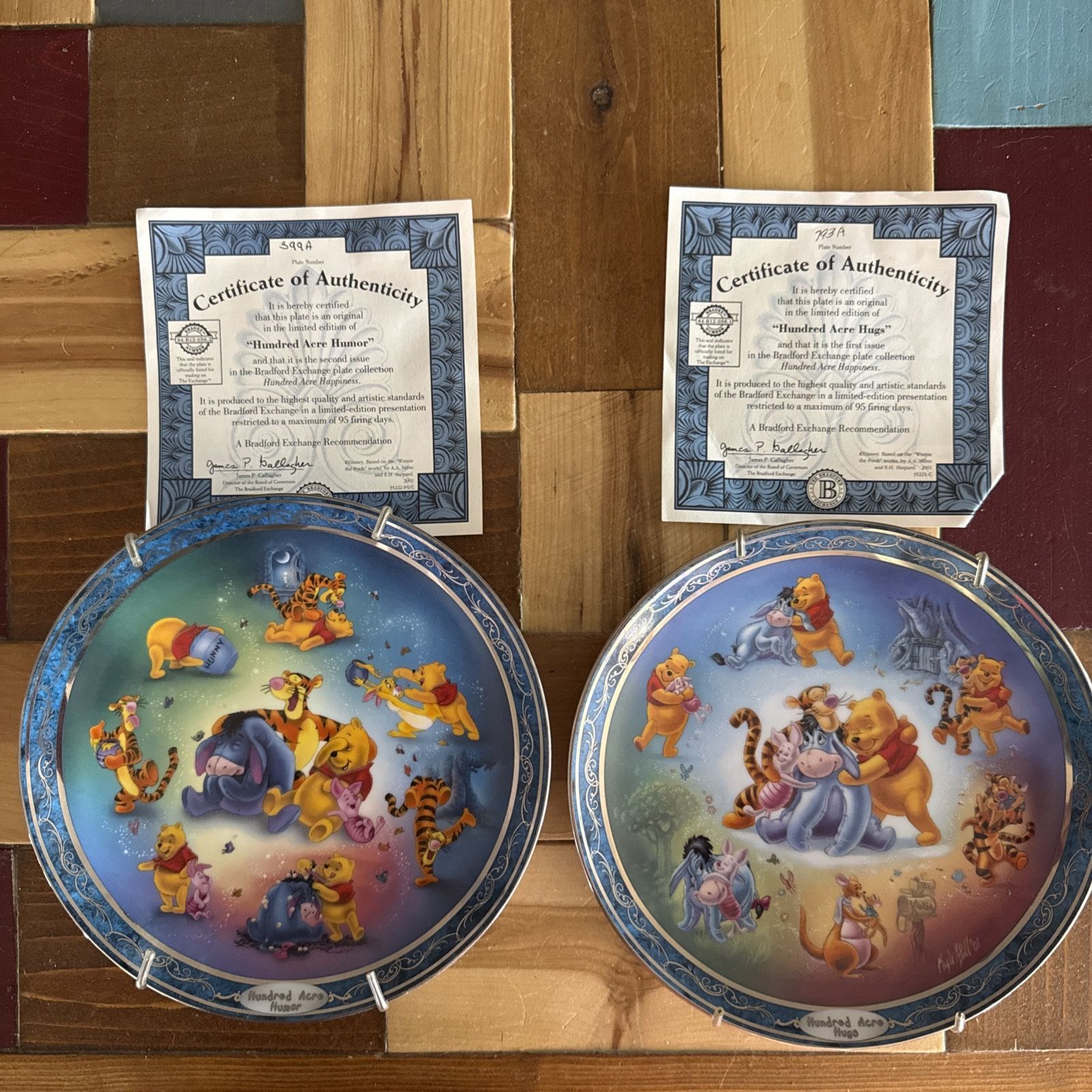 2 Bradford Exchange Disney Pooh Hundred Acre Hugs Collector Plate Set W/ COA