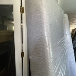 TWIN EXTRA LONG MEMORY FOAM MATTRESS PICK UP TODAY 