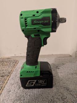 Snap On CT9035G 1/2" 18V Impact Wrench With 5.0amp Battery GREEN