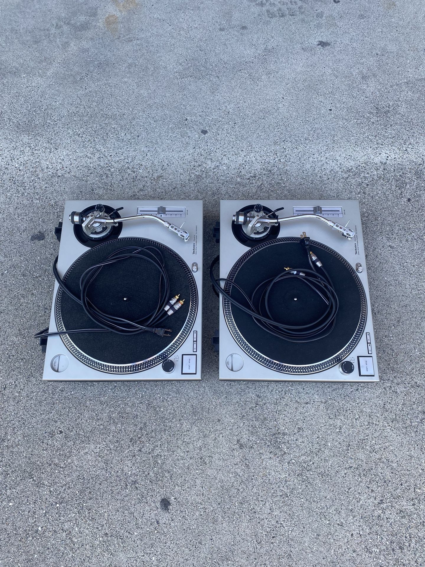 Technics SL - 1200 MK2 (PAIR) W/ Shure M44-7 Needles - Great Condition Internally Grounded With Belkin Gold Cap Synapse RCA’s - Cleaned And Tuned