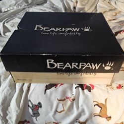 New Bearpaw Boots Grey Size 7
