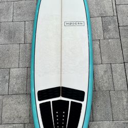 Modern Surfboard - 6’ , 42L 