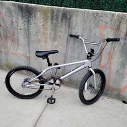 Excellent condition DK BMX bike