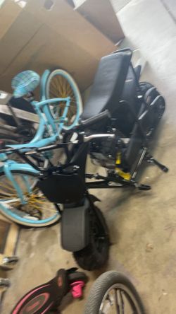 Black Mini Gas Dirtbike