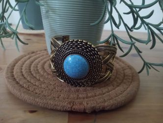 Gold Turquoise Cuff Bracelet Brand New