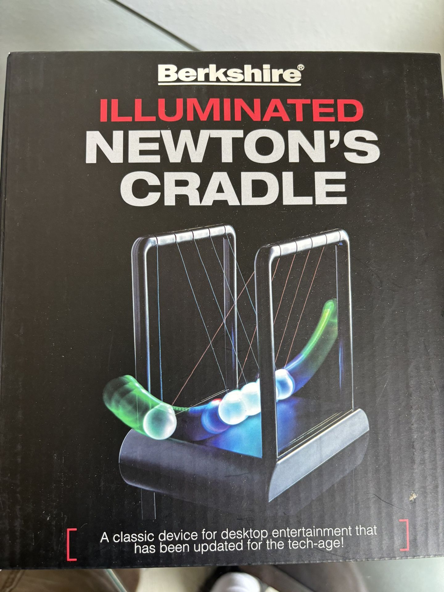 Berkshire Illuminated Newtons Cradle New In The Box