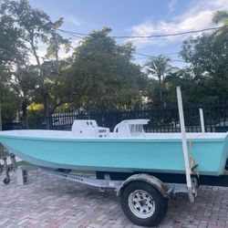17 Boston Whaler Montauk