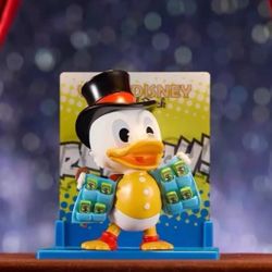 Miniso - Disney Donald Duck: Cover Model Series (Scrooge Mcduck)