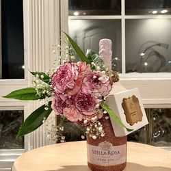 Wine, Flower, & Fragrance Bouquets