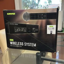 SHURE Wireless Mic