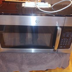 GE stainless steel Microwave mint condition