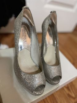 Michael Kors Metallic Gold Silver Pumps Size 6
