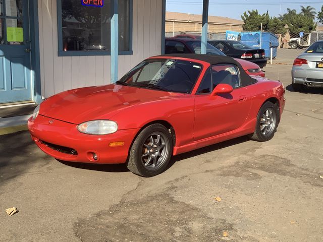 2000 MAZDA MX-5 Miata