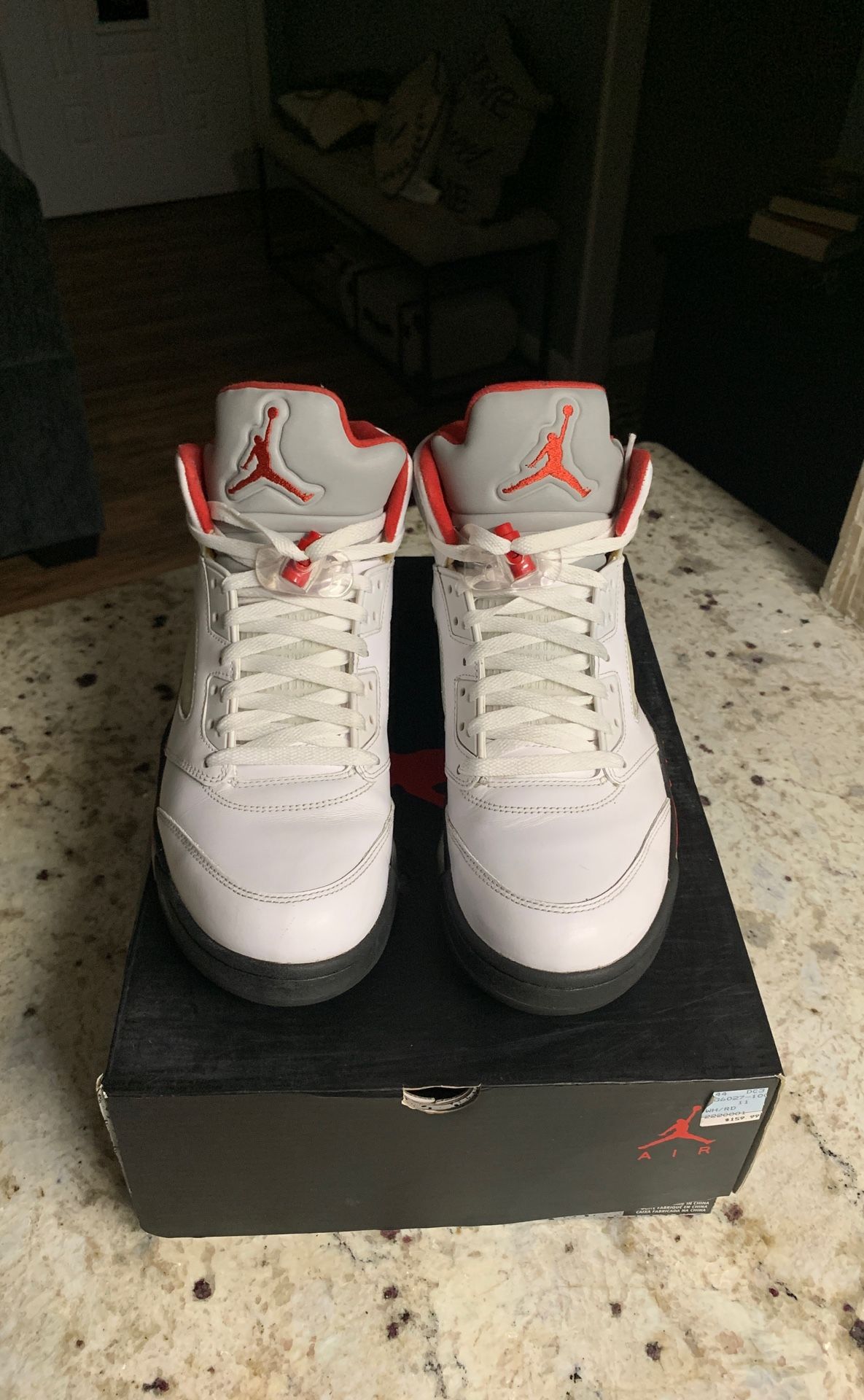 Air Jordan 5 Retro FIRE RED White / Fire Red-Black Size 11