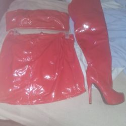 Large Outfit Size 9 Red Leather