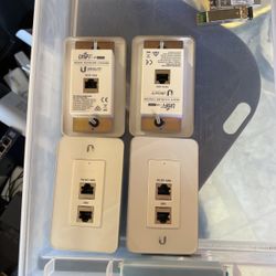 (4) Unifi UAP-IW