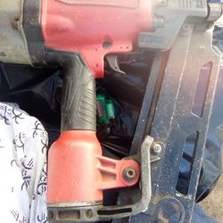 Milwaukee Nailgun  3 1/2 Inches . Air 
