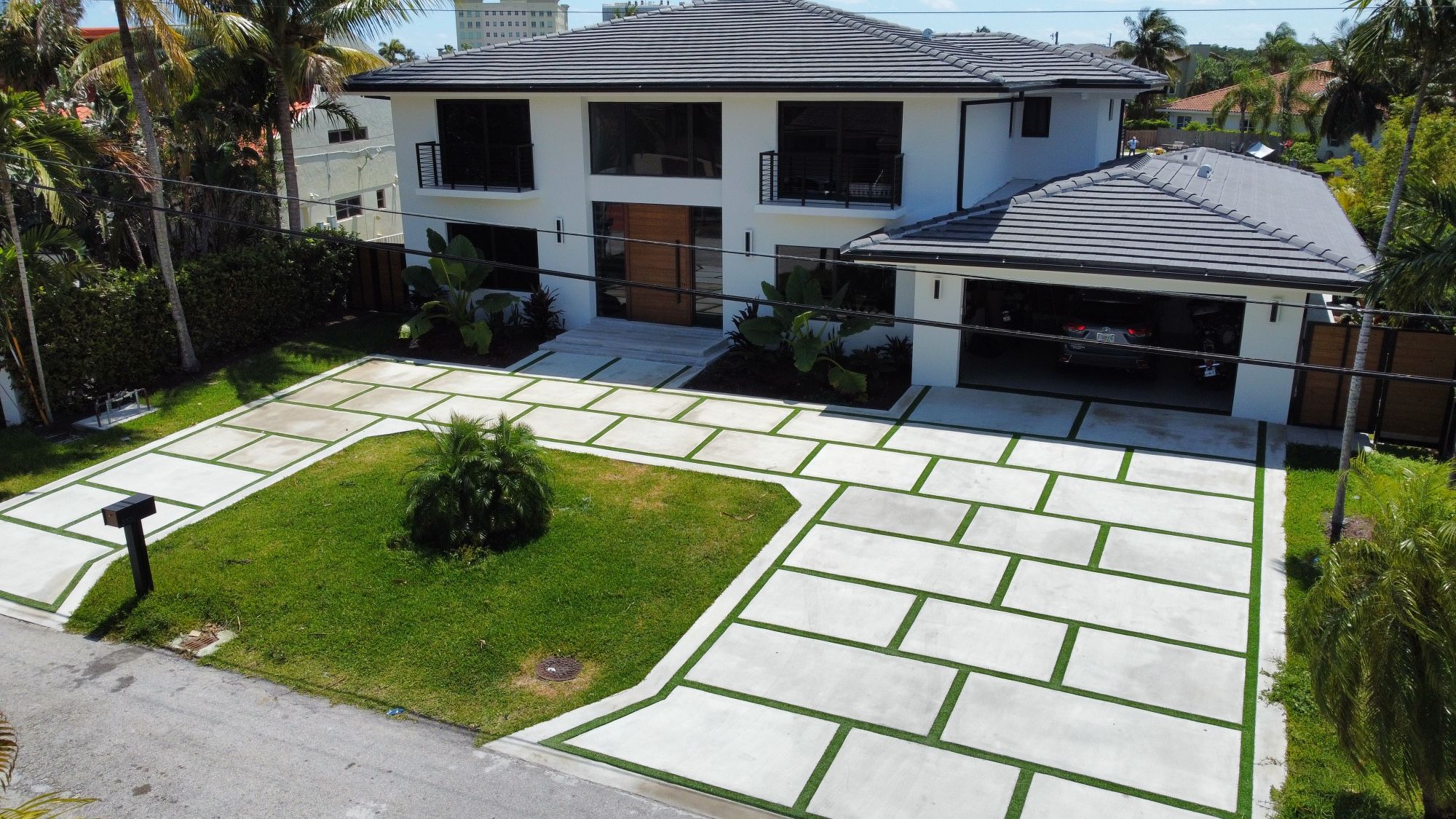 Artificial Grass Strips For Concrete Driveway