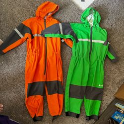 Oaki Rain suits 