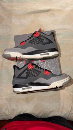 Jordan 4 Infrared