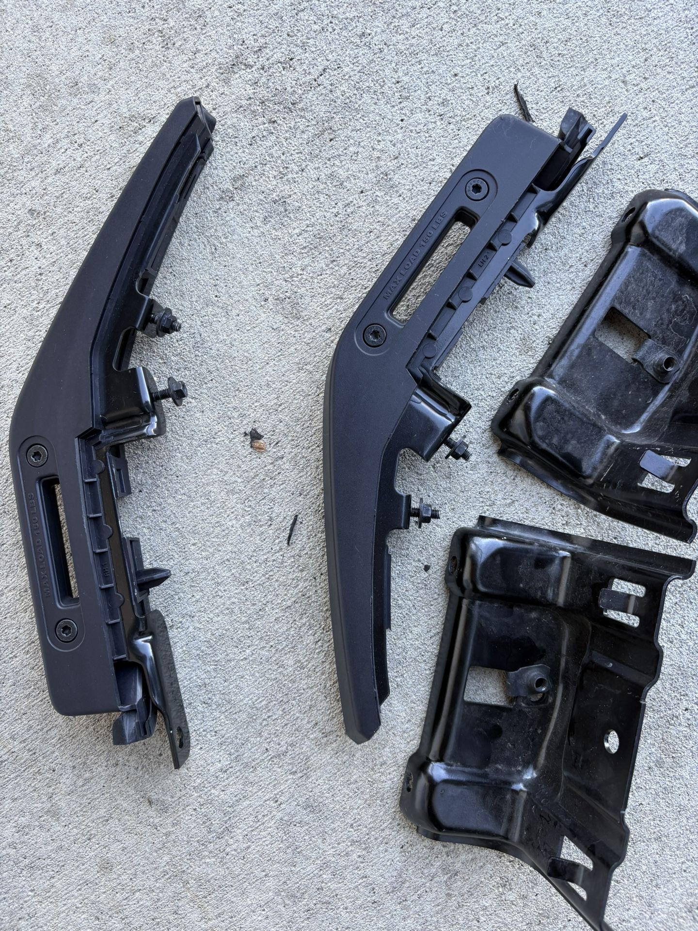 Ford bronco badlands hood tie down handles 2021-2023