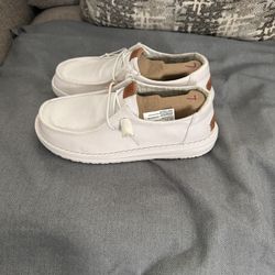 Women’s Hey Dude Size 7