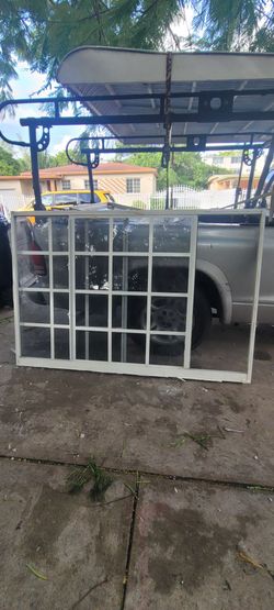 # ventana Corrediza 72 x 48
