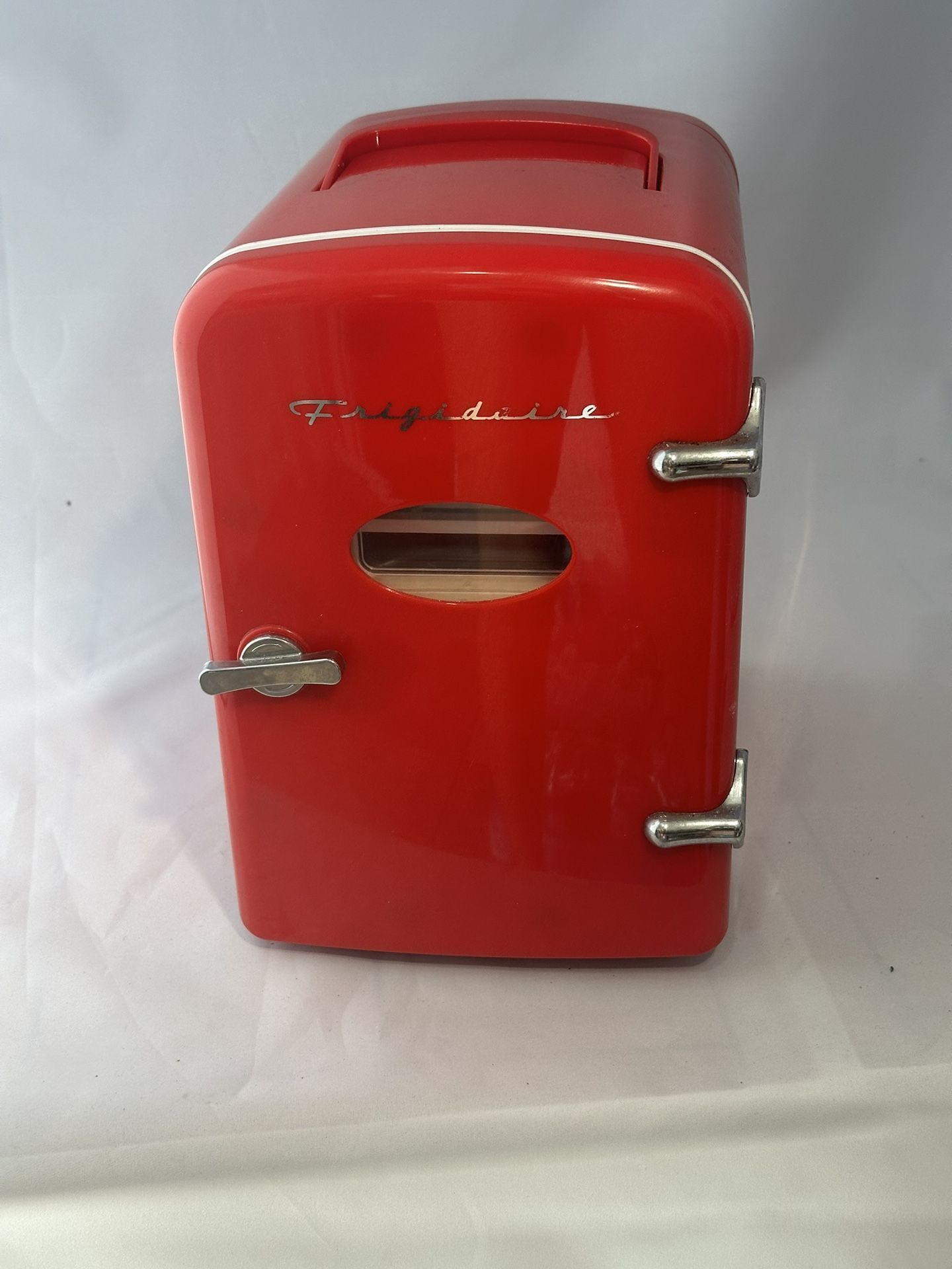 Mini Frigidaire Fridge