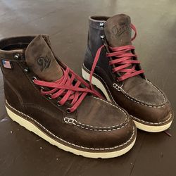 Danner Woman’s Steel Toe Boots 