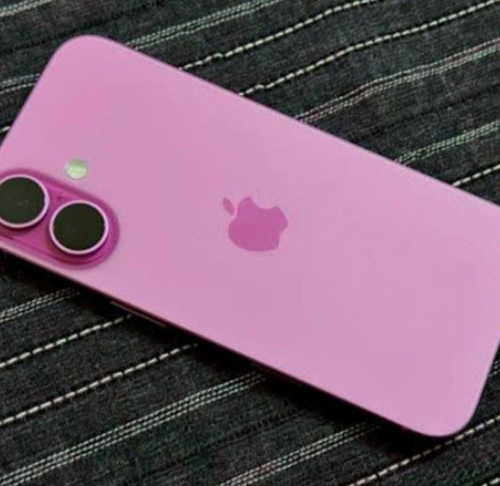 iPhone 16
