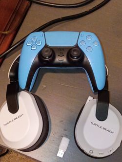 Turtle Beache stealth 600s almost brand new, All Blue controller