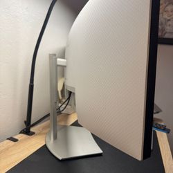 Dell 34” Curved Monitor S3422DW - Excellent Condition