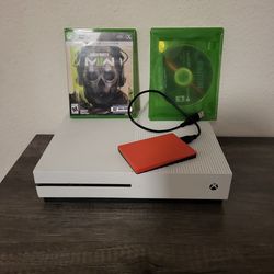 Xbox One S + 2TB ssd
