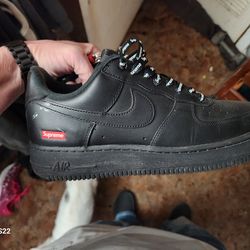 Supreme Air Force 1s size 8.5