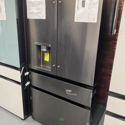 29 cu. ft. Smart Standard-Depth MAX™ 4-Door French Door Refrigerator with Full-Convert Drawer