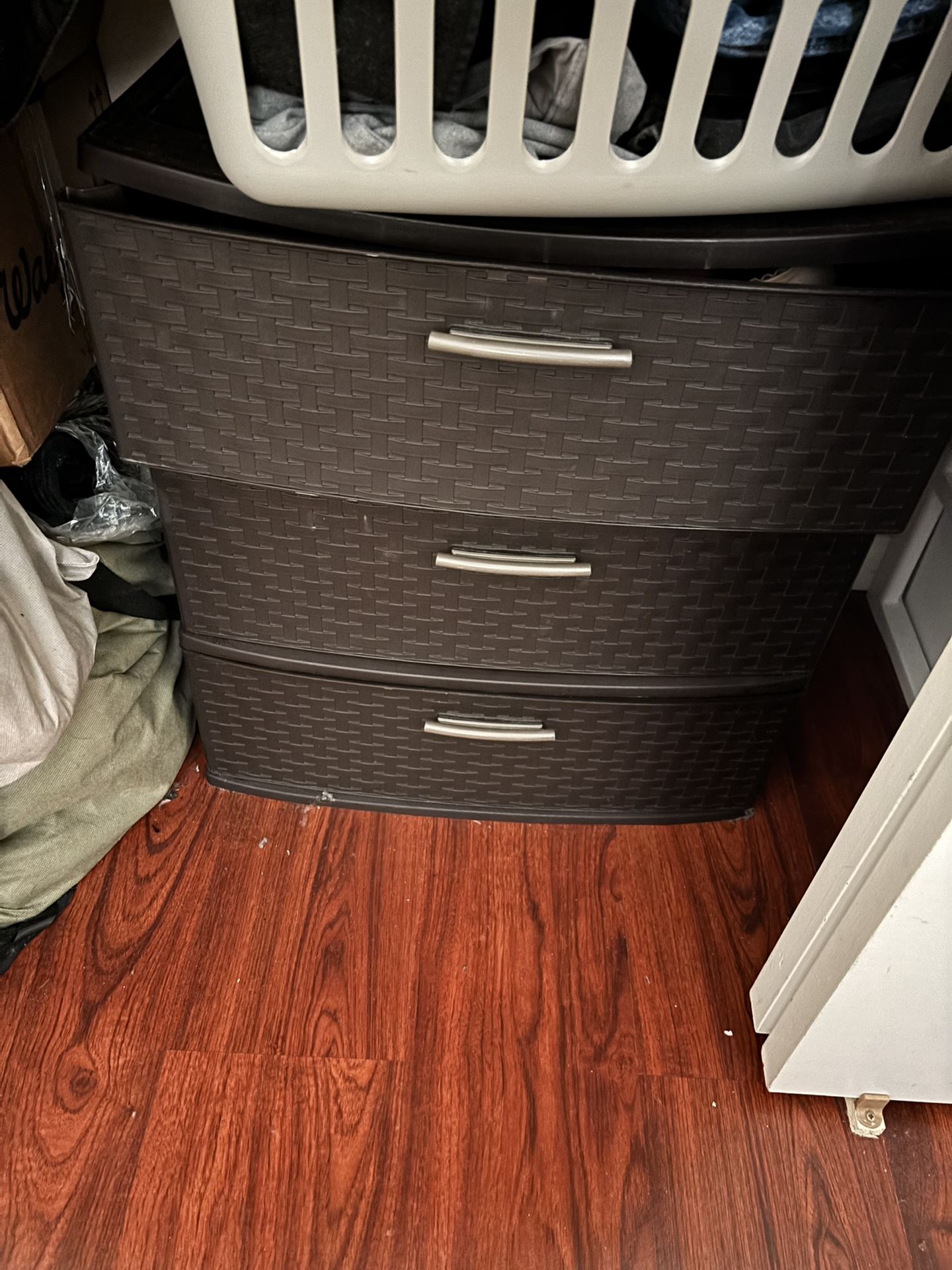 Free Plastic Dressers