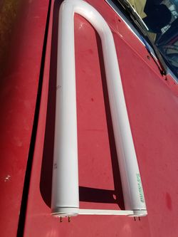 U shaped fluorescent bulb
