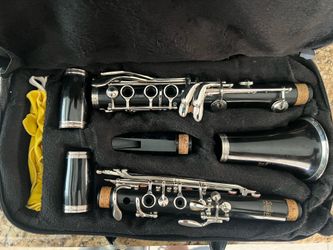 Solist CL3209 Student Clarinet (Hard Rubber)