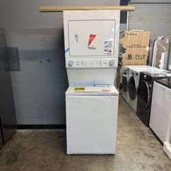 Frigidaire - 3.9 cu. ft. Washer and 5.5 cu. ft. Electric Dryer Combo in White
