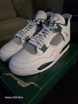 Air Jordan 4 Retro Oxidized Green