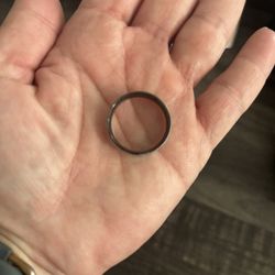men’s wedding band 