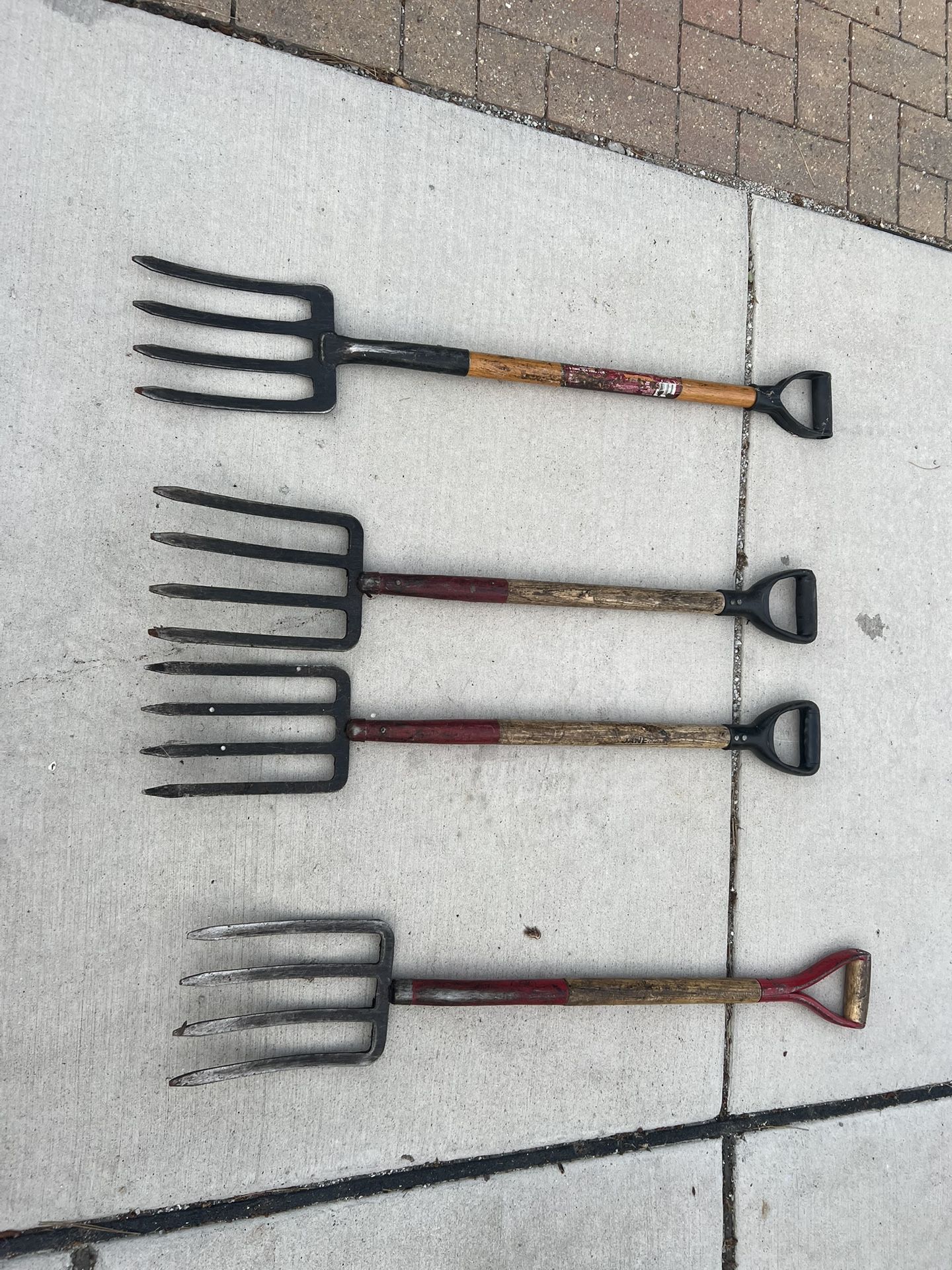 Pitch Forks/spreading Forks