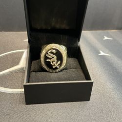 2005 Replica White Sox Ring 