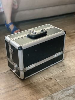 Make up case