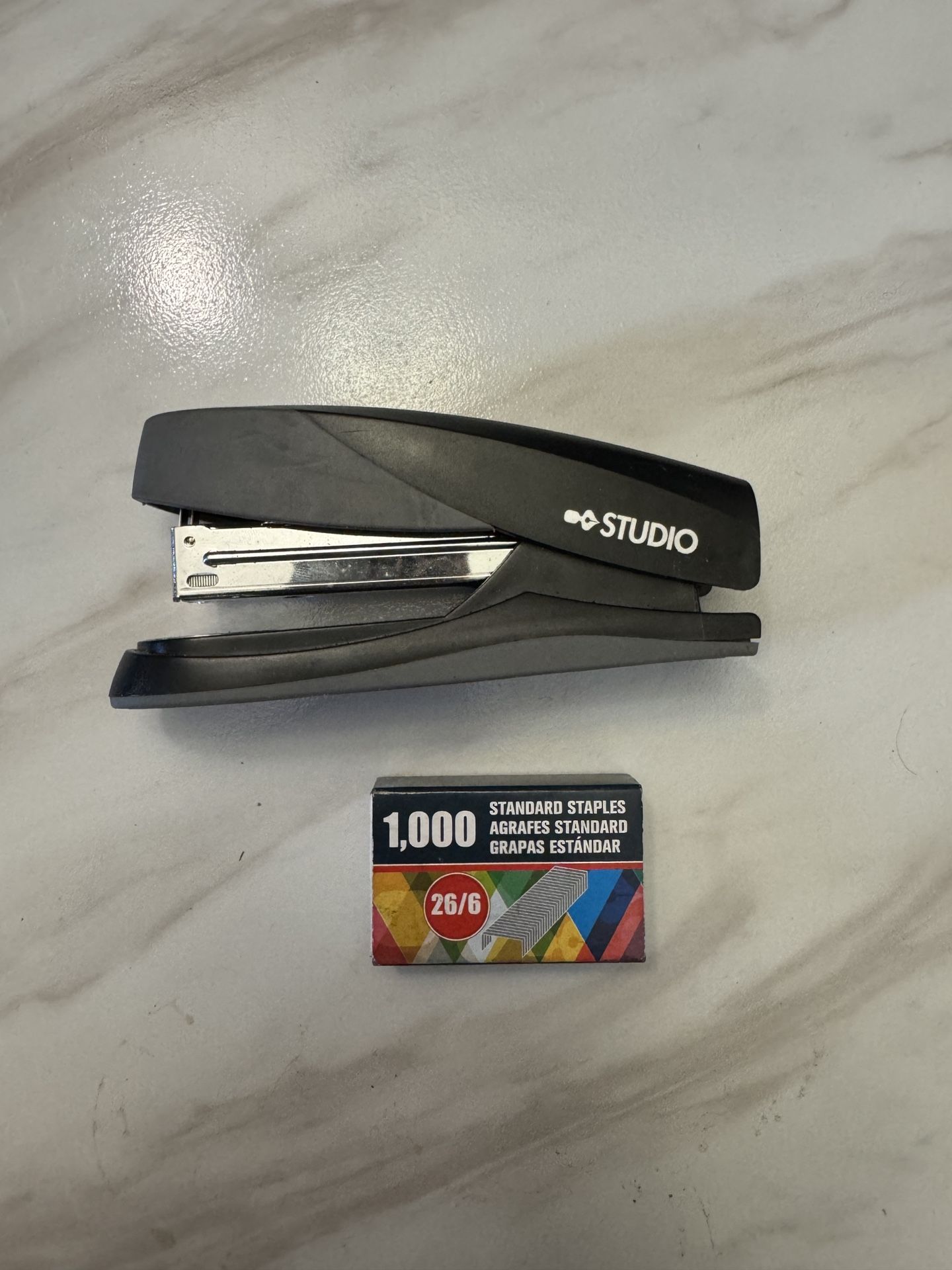 Studio Stapler with 1,000 Staples