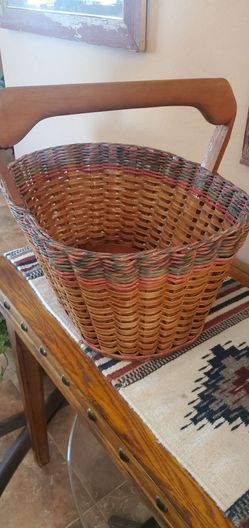 XL handmade woven basket by mixon family basket co