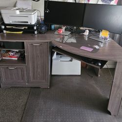 Corner Desk