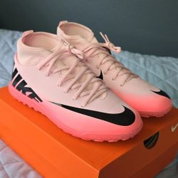 Nike Mecurial Soccer Shoes 