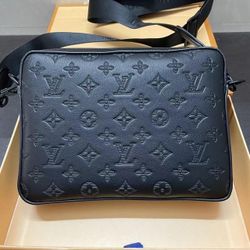 LV Messenger Bag