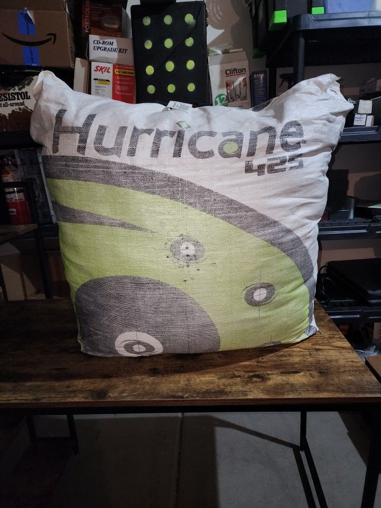 Hurricane 28 Stops 425 Fps Archery Target Bag Airsoft